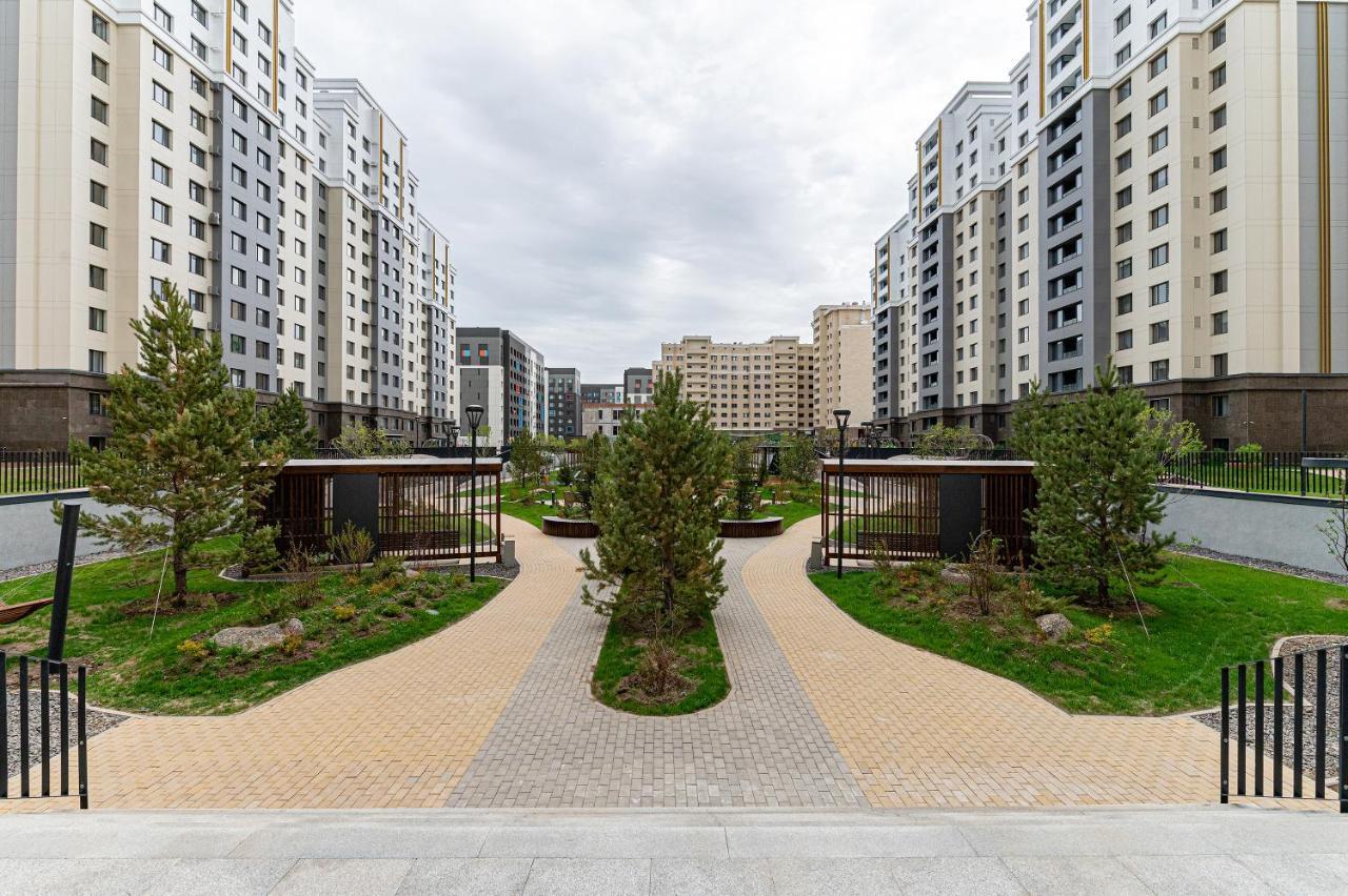 Шикарная Квартира На Против Сада Nur-Sultan (Astana) Exterior photo